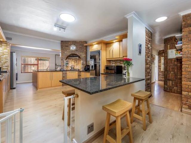 House for sale in Cape Town, Western Cape