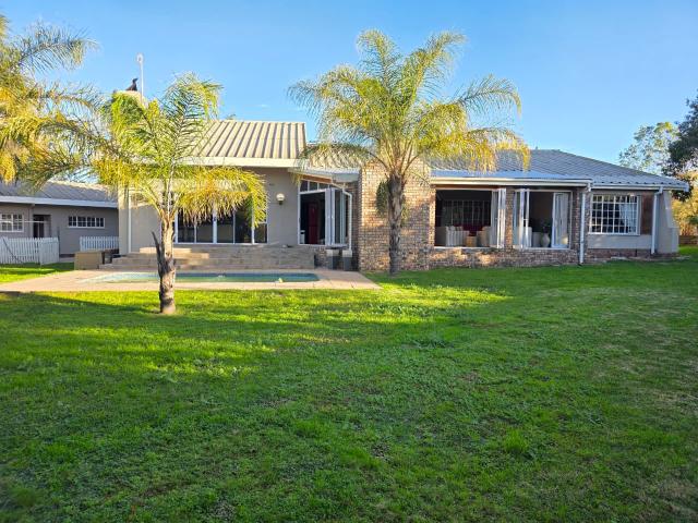 House for sale in Groot Brak Rivier, Western Cape