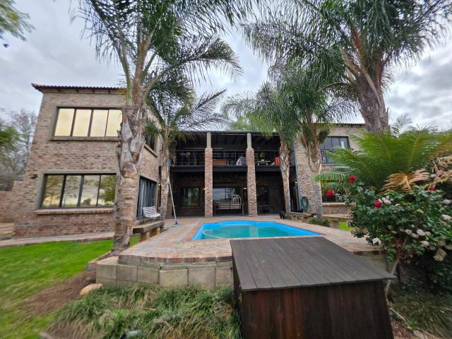 House for sale in Groot Brak Rivier, Western Cape