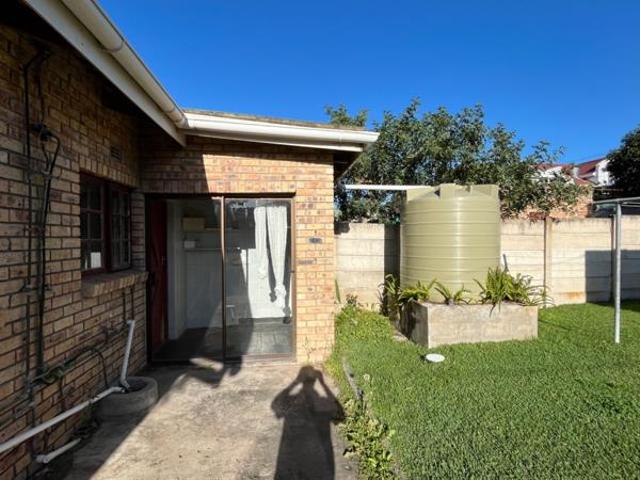 House for sale in Bushmans River Mouth, Eastern Cape