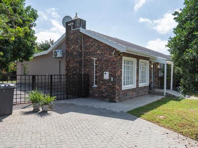 House for sale in Bushmans River Mouth, Eastern Cape