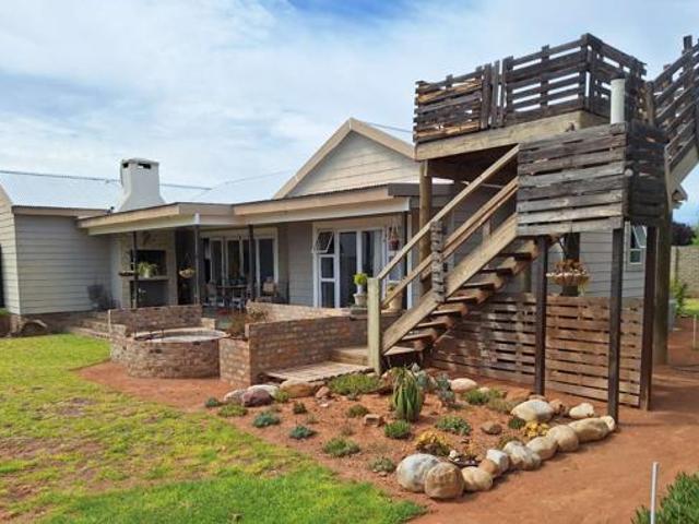 House for sale in Groot Brak Rivier, Western Cape