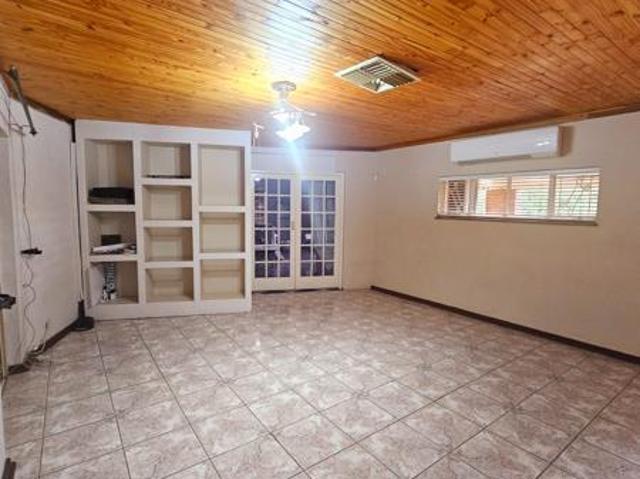 House for sale in Frances Baard, Northern Cape