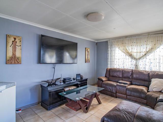 House for sale in Vosloorus, Gauteng