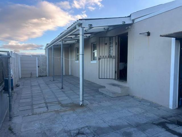 House for sale in Cape Town, Western Cape