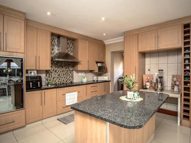 House for sale in North West