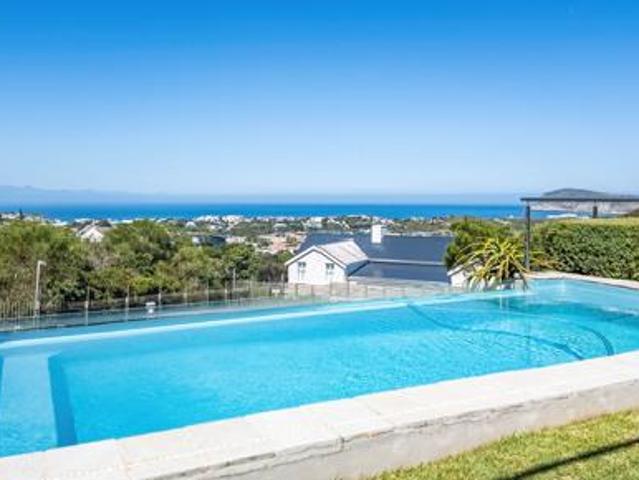 House for rent in Groot Brak Rivier, Western Cape