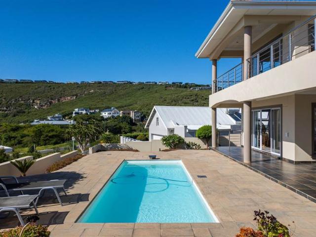 House for sale in Groot Brak Rivier, Western Cape