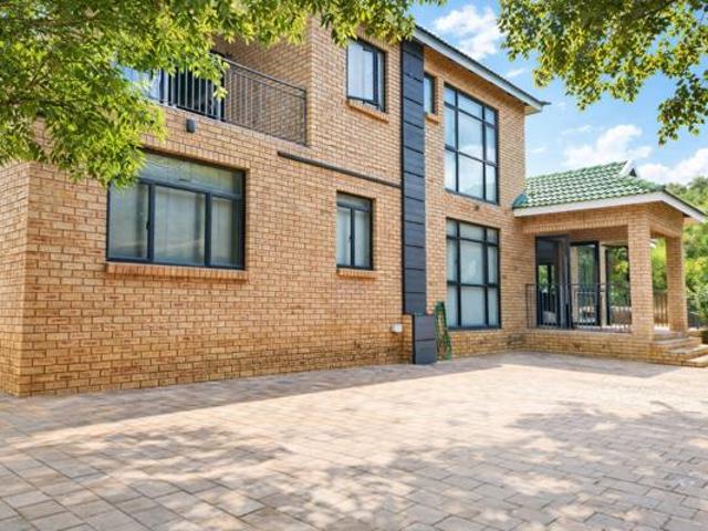 House for sale in Rustenburg Local Municipality, Bojanala Platinum District Municipality
