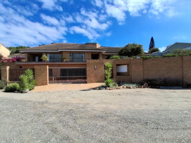 House for sale in Groot Brak Rivier, Western Cape