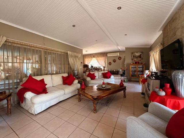 House for sale in Dr Kenneth Kaunda, North West