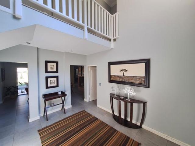 House for rent in Waterkloof, Gauteng