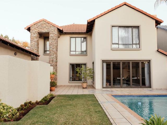 House for sale in Waterkloof, Gauteng