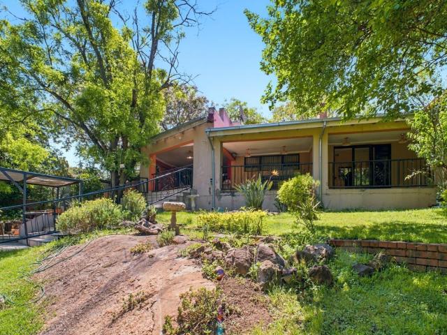 House for sale in Sandton, City of Johannesburg Metropolitan Municipality