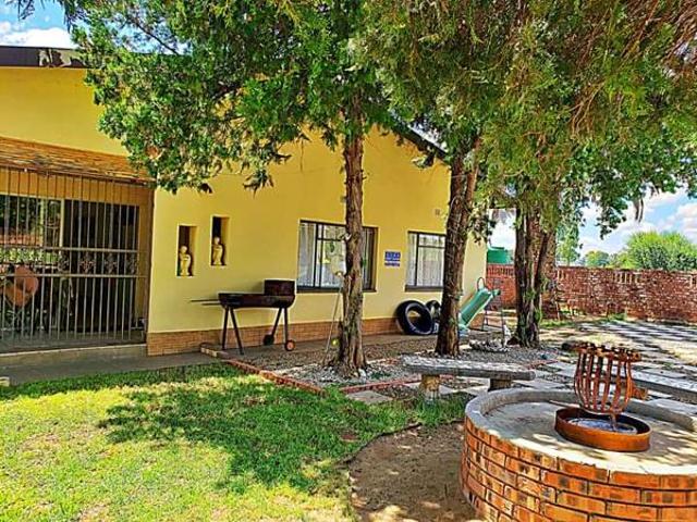 House for sale in Frances Baard, Northern Cape
