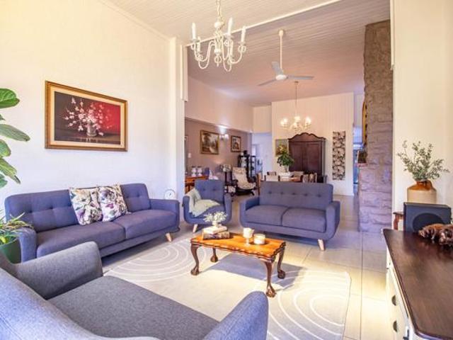 House for sale in Cape Town, Western Cape