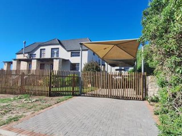 House for sale in Rietpoel, Theewaterskloof Local Municipality