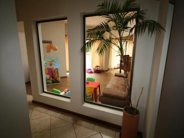 House for rent in Waterkloof, Gauteng