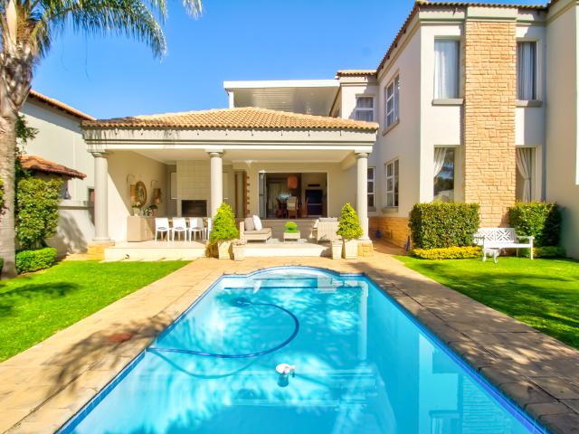 House for rent in Waterkloof, Gauteng