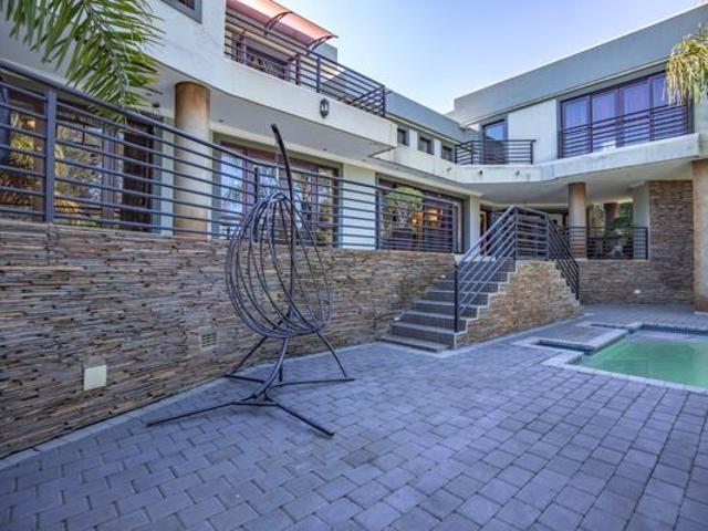 House for rent in Waterkloof, Gauteng