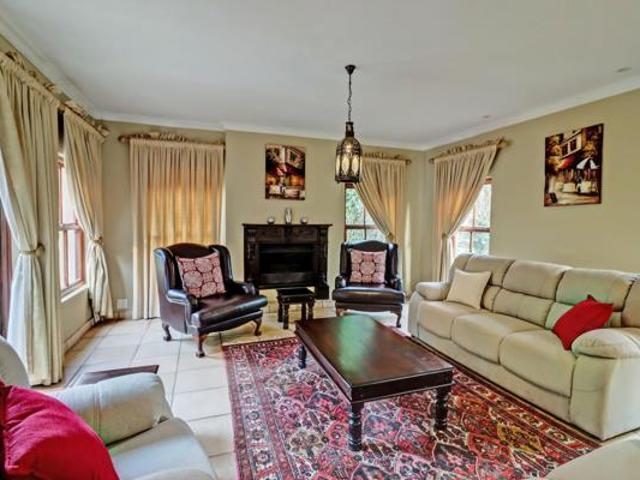 House for rent in Waterkloof, Gauteng