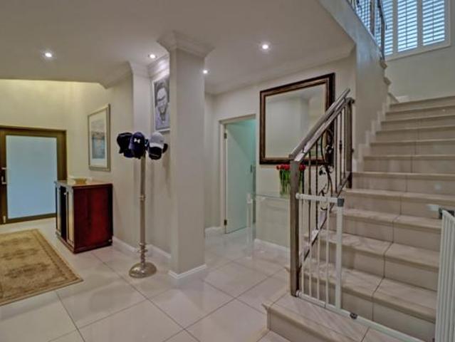 House for rent in Waterkloof, Gauteng
