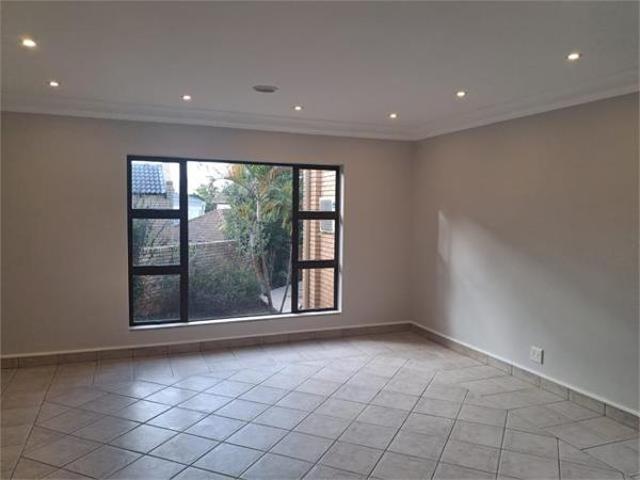 House for rent in Waterkloof, Gauteng