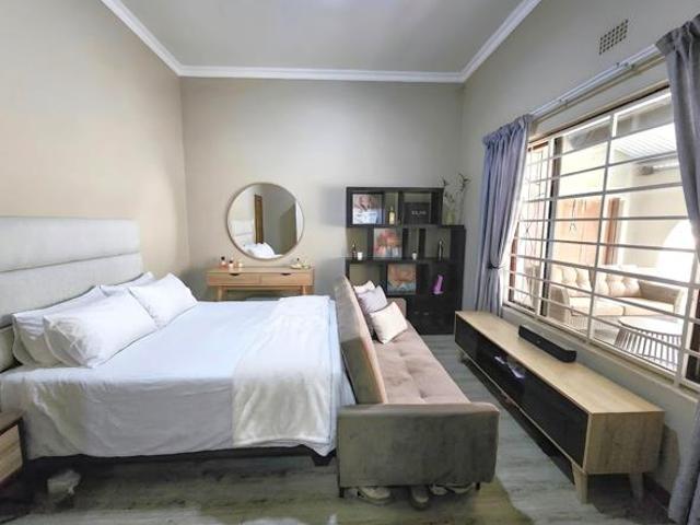 House for sale in Cape Town, Western Cape