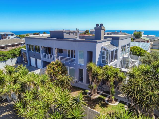 House for sale in West Coast, Riebeeck Valley
