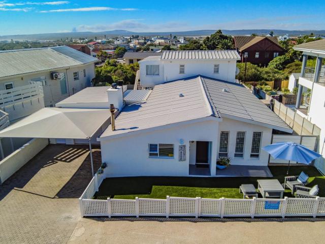 House for sale in West Coast, Riebeeck Valley