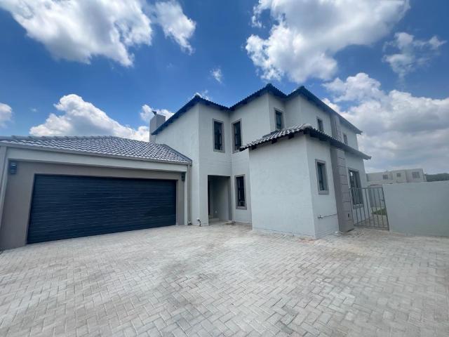 House for sale in Waterkloof, Gauteng