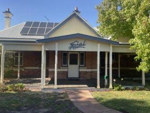 House for sale in Katanning, Shire Of Katanning