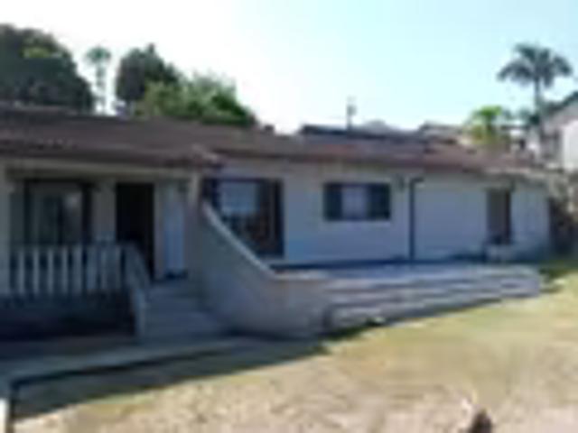 House for sale in Chatsworth, Kwazulu-natal
