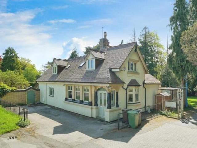 House for sale in Knowle, Bentley Heath