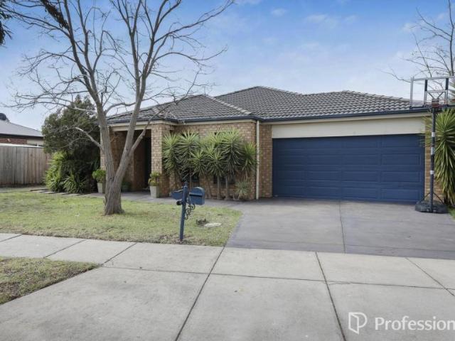 House for sale in Thoroughbred Park, Melbourne