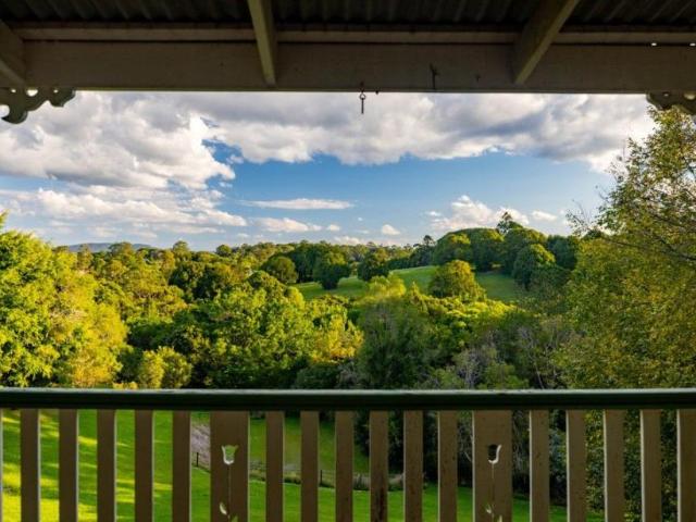 House for sale in Lake Macdonald, Cooroy