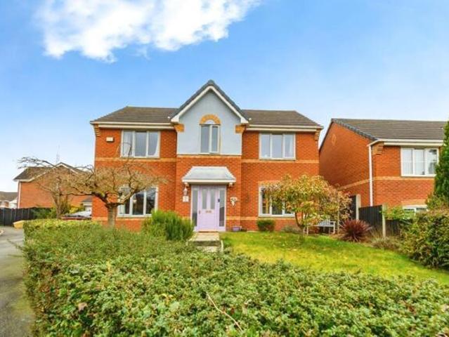 House for sale in New Hall Farm, Wigan