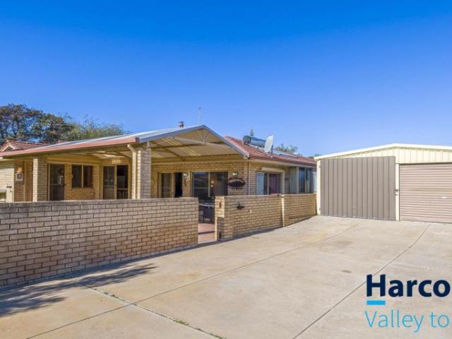 House for sale in Ledge Point