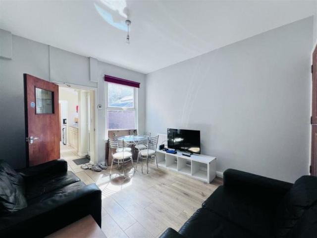 House for rent in Haddon, East Midlands