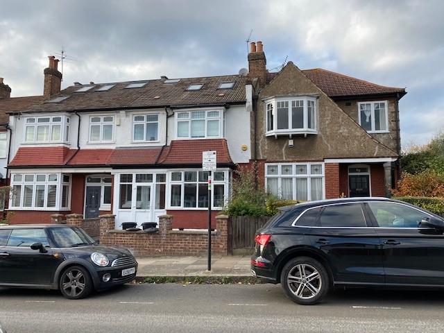 House for rent in Summerstown, Greater London