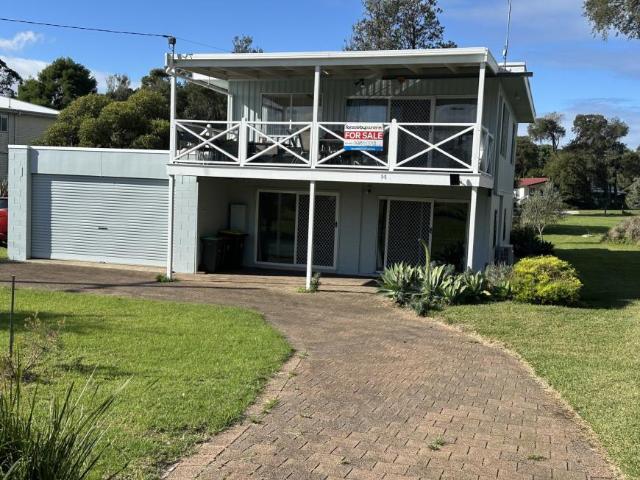 House for sale in Loch Sport, Victoria