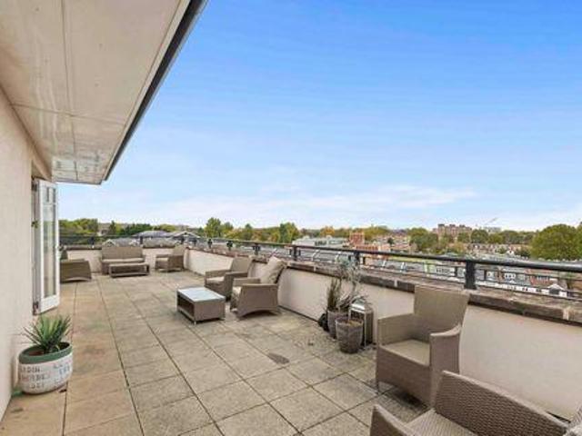 House for sale in Fulham, Greater London