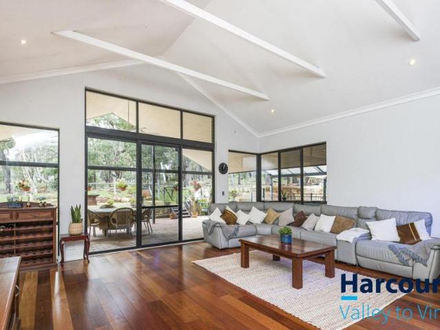 House for sale in Lower Chittering, Shire Of Chittering