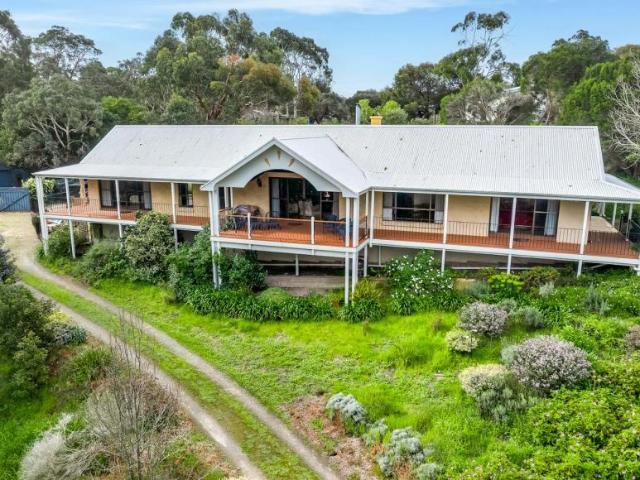 House for sale in Lower Inman Valley, City of Victor Harbor