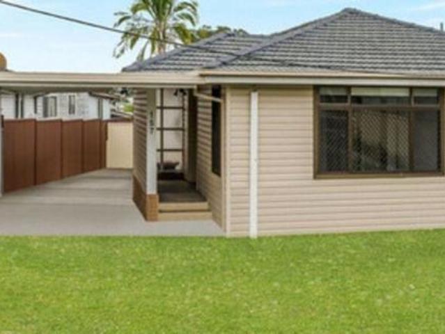 House for rent in Lurnea, Liverpool City Council