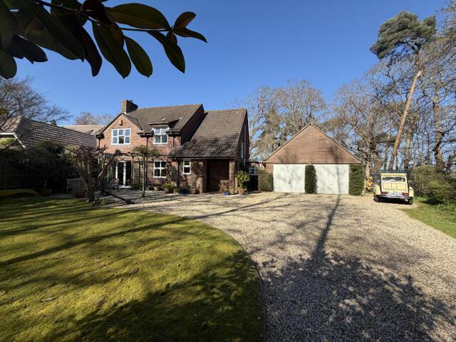 House for sale in Lymington and Pennington, Ashurst Bridge
