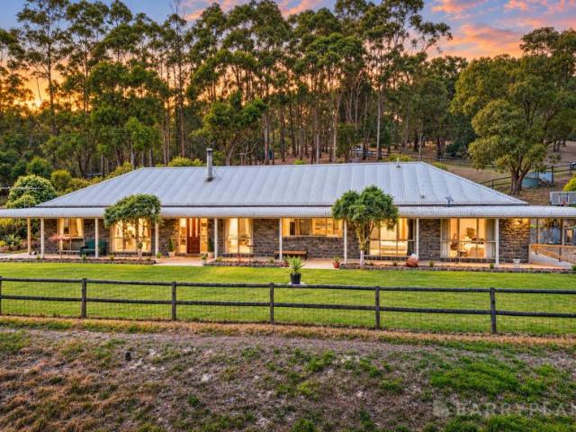 House for rent in Macclesfield, Melbourne