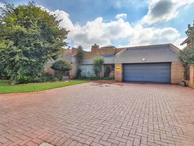 House for sale in Mackenzie Park, Benoni