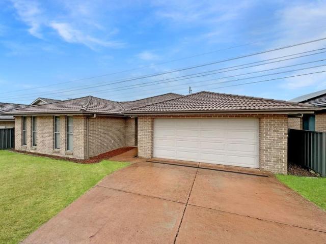 House for rent in Macquarie, Australian Capital Territory