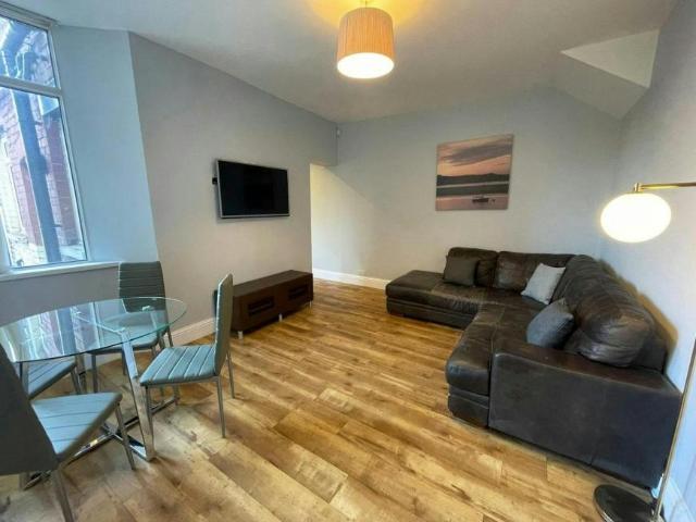 House for rent in Georgia, Greater Manchester